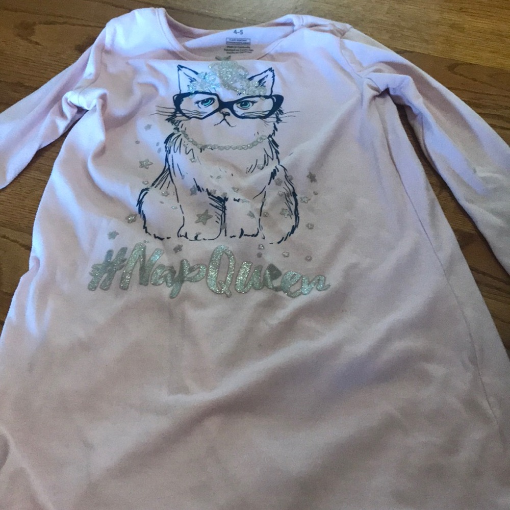 Carter’s 4-5 nightgown